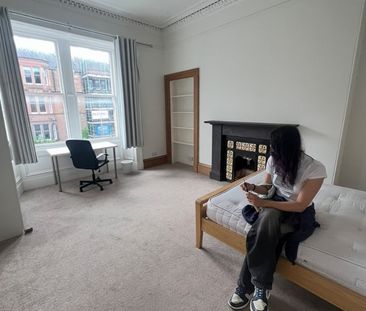 Room in a Shared Flat, Marchmont Road, EH9 - Photo 3