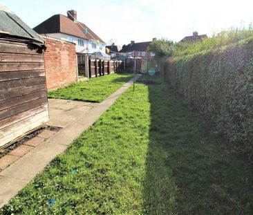 3 bedroom end of terrace house to rent - Photo 1