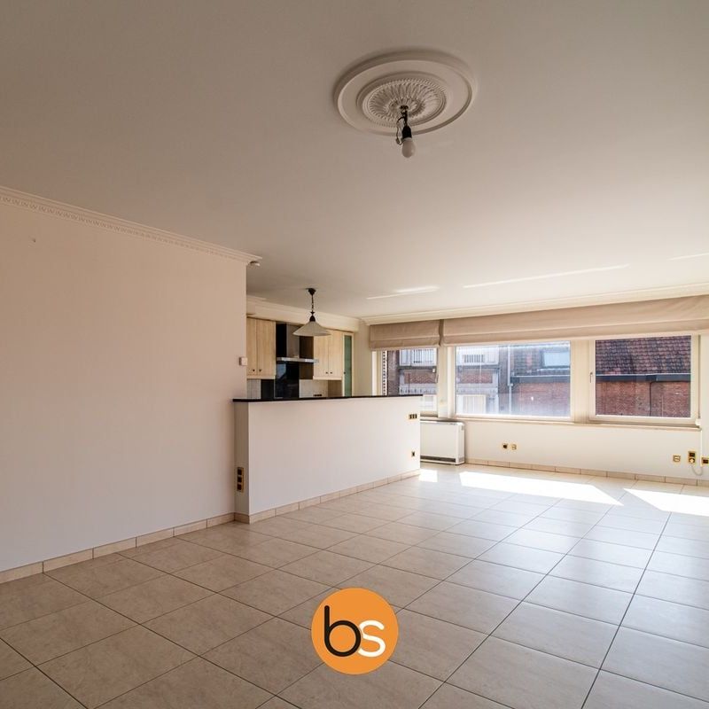 Appartement te huur in Roeselare voor € 845 met 2 slaapkamers - Photo 1