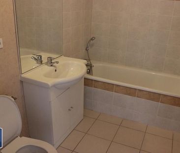 Location Appartement 1 pièce 33m² GENERAC 30510 - Photo 1