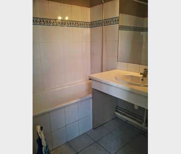 Appartement à Louer à LILLE 660 € - Photo 6