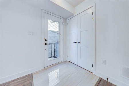 For Lease - 14 Pumpkin Cor Crescent Unit# 2, Barrie, Ontario - Photo 4