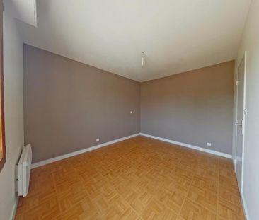 Location Appartement 2 pièces 53m² POITIERS 86000 - Photo 2