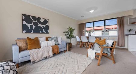 Comfort, Prime Location & Inclusive Outdoor Care - Photo 5