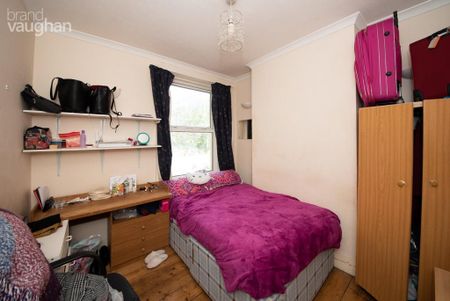 6 bedroom terraced house to rent - Photo 3
