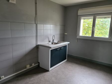 Location - Appartement T4 - 72 m² - Montbéliard - Photo 5