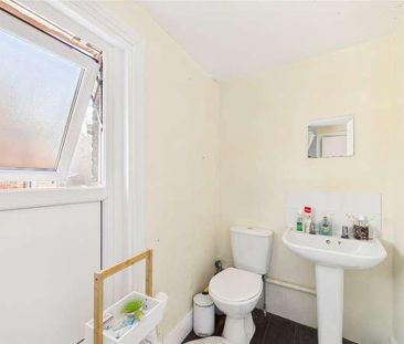 Queen Street, Maidenhead, Berkshire, SL6 - Photo 6