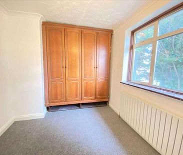 Rostrevor Gardens, Hayes, UB3 - Photo 1