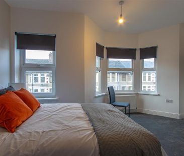 1 bedroom in a house share to rent - Photo 4