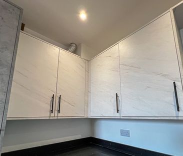 1 Bed Flat, Staines Road, TW3 - Photo 2