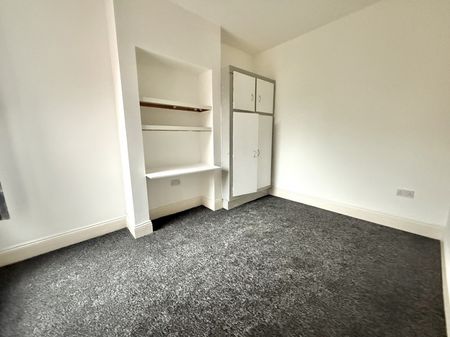 Kingsway, Stoke, Coventry - - Photo 3