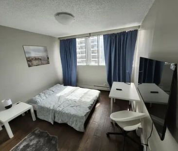 All-inclusive Room in the Downtown Area | 924 7 Avenue Southwest, C... - Photo 1