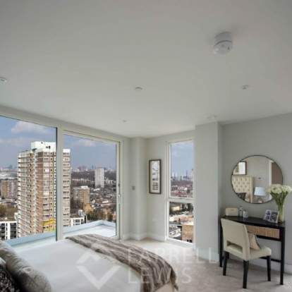 2 bedroom property to rent in London - Photo 4