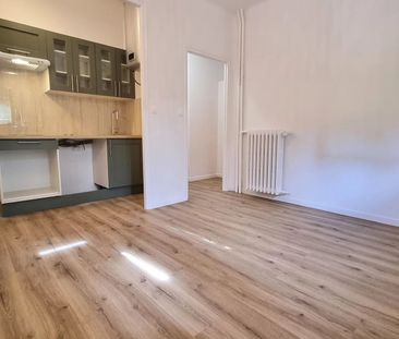 Location Appartement 2 pièces 27m² NICE 06000 - Photo 6