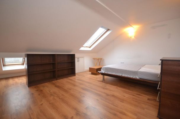 1 bedroom Flat To Let - Photo 1