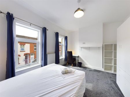 4 bedroom house share to rent - Photo 2