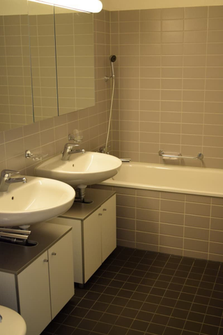 "Grosszügige 5.5-Zimmer-Wohnung in Rüti" - Photo 4