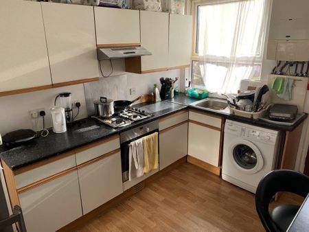 4 bedroom terraced house to rent - Photo 3