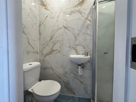 Heathfield Rise, Ruislip HA4, London - Photo 4