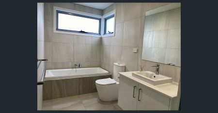 TOWNHOUSE BY THE BEACH - Photo 5