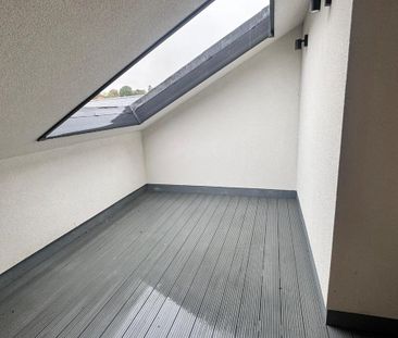2 bedroom penthouse to rent - Photo 6