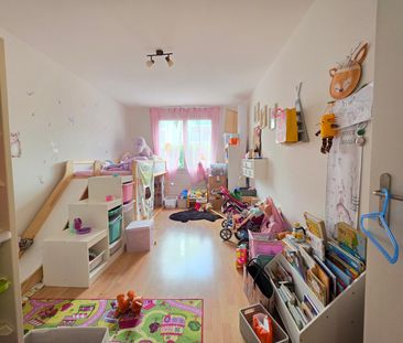 Grosszügige 4.5-Zimmer-Wohnung an zentraler Lage zu vermieten - Photo 6