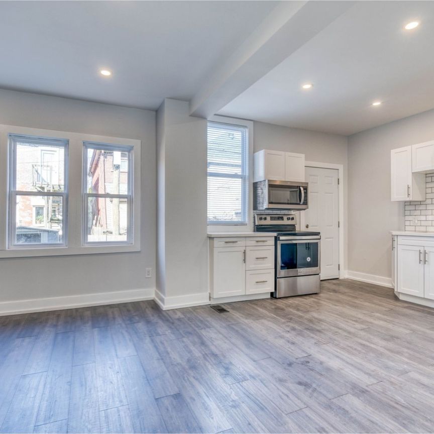 For Lease - 23 Gibson Avenue Unit# 2, Hamilton, Ontario - Photo 1