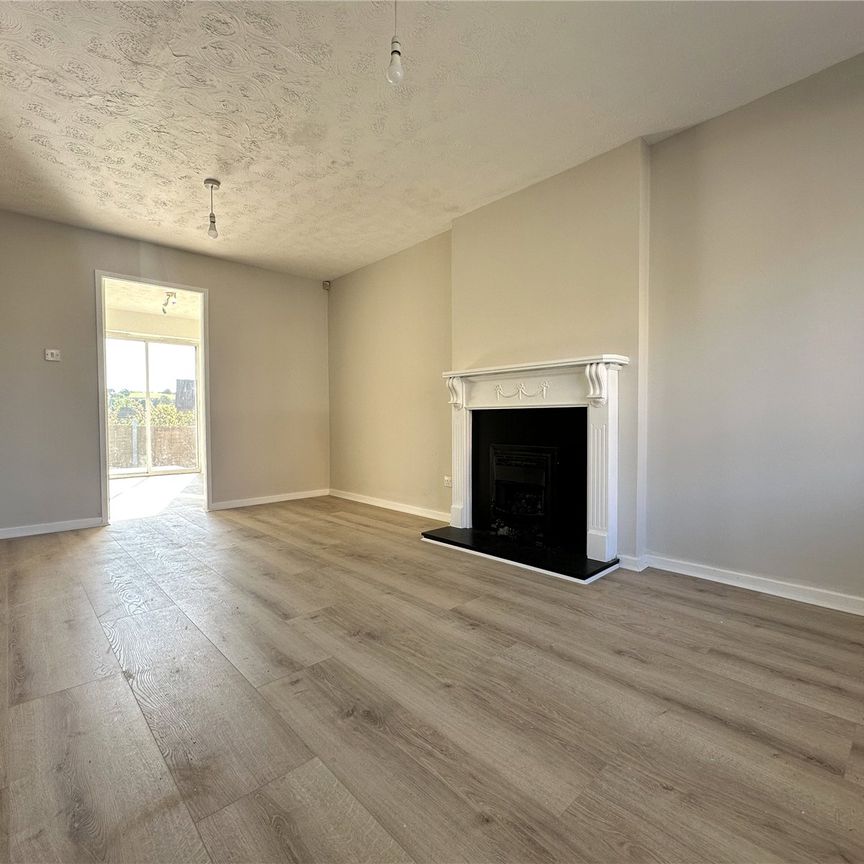 28, Stonegate Lane, Meanwood, Leeds, West Yorkshire, LS7 2TJ - Photo 1