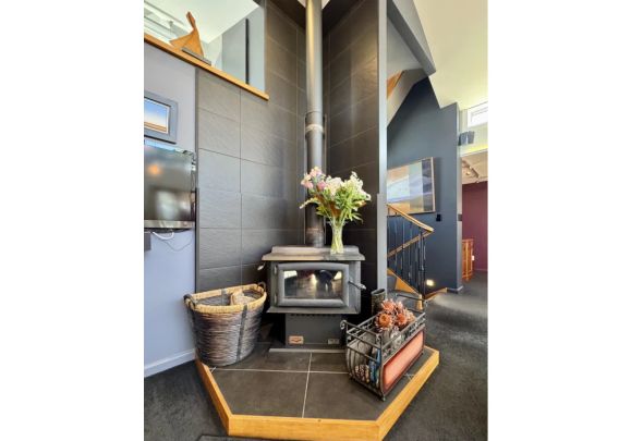 Exceptional Living With Views - Photo 1