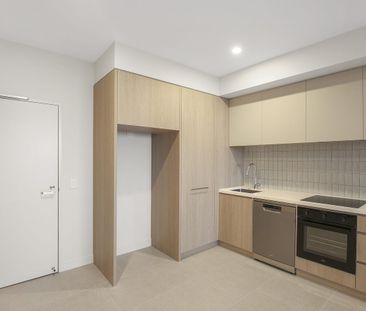 Modern Apartment in Prime Preston Location - Photo 1