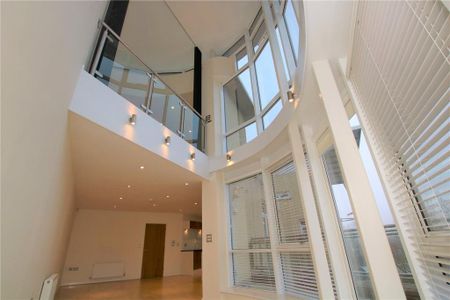 3 bedroom apartment to rent - Photo 2