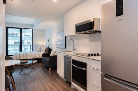 Boulevard René-Lévesque Ouest - Photo 3