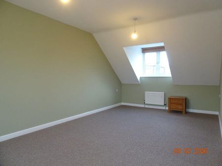 3 bedroom apartment to rent - Photo 4