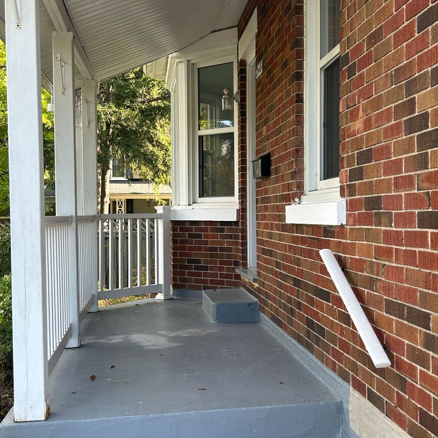 For Lease - 2148 Coronation Boulevard Unit# Main, Cambridge, Ontario - Photo 1