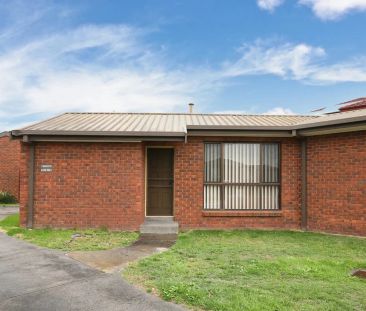 Excellent Location! - Photo 5