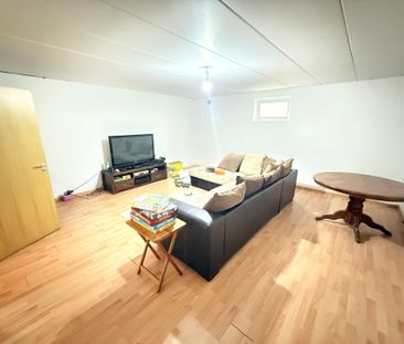 Avenue Léopold III, 1970, Wezembeek-Oppem - Photo 4