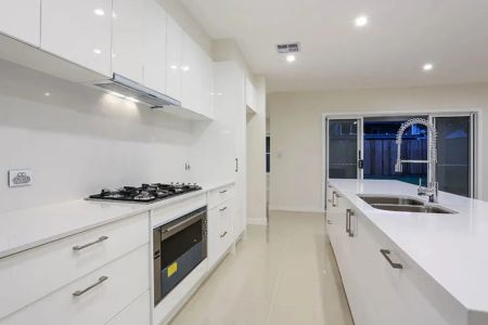 FOUR-BEDROOM HOME IN PRIME COORPAROO LOCATION - Photo 4