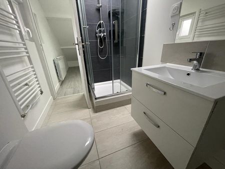 MAISON - SARTROUVILLE - Photo 3