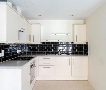 A lovely modern one-bedroom flat available to rent in Vestry Hall w... - Photo 3