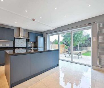 Canterbury Road, Stoughton, GU2 - Photo 4