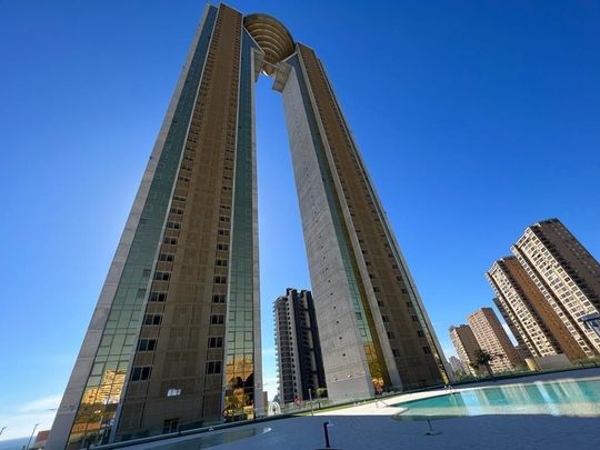 2 room luxury Flat for rent in Benidorm, Spain - Photo 1