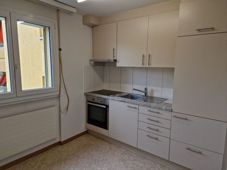 3 1/2-Zimmerwohnung, 3. Stock links - Photo 2
