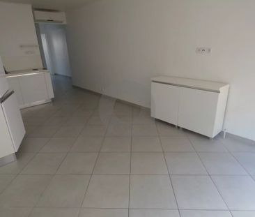 Location Appartement 3 pièces 49m² ROQUEBRUNE CAP MARTIN 06190 - Photo 3