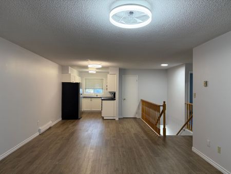 For Lease - 31 Laguna Parkway Unit# 18, Ramara, Ontario - Photo 3