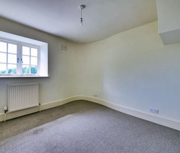 3 bedroom cottage to rent - Photo 3