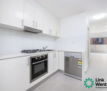 102/2a Lister Avenue, ROCKDALE NSW 2216 - Photo 3