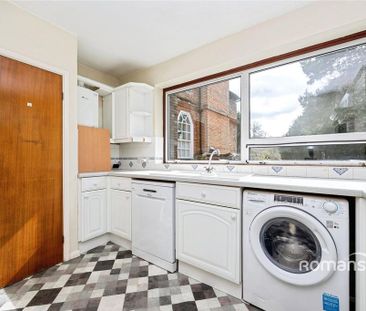 2 bedroom flat to rent - Photo 6