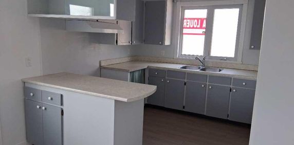 Appartement 5 1/2 à Huntingdon 2e étage - Photo 2