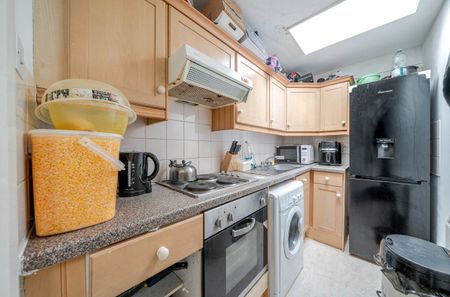 Station Road, London, SE25 5AJ - Photo 4