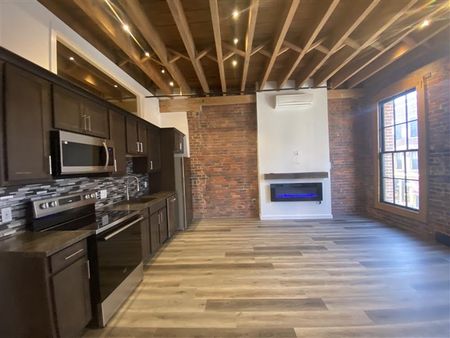 38 Canterbury Suite 205 - Photo 2